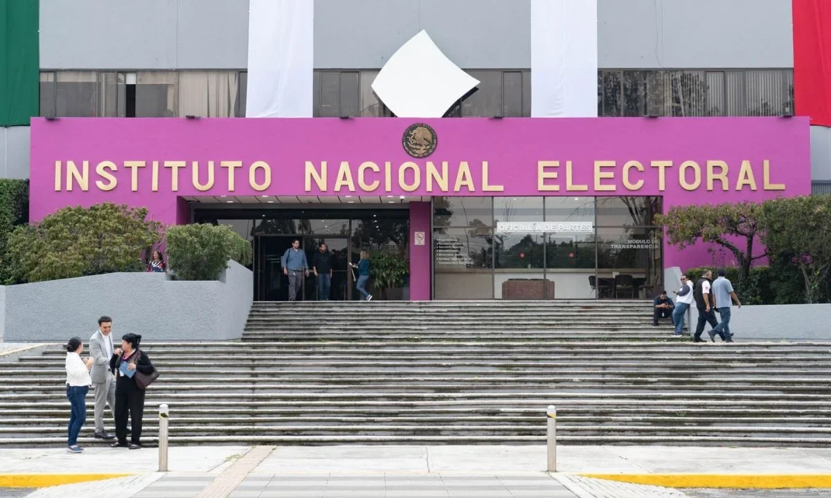 El INE avaló otorgar medidas cautelares a favor de Morena para que el PRI, y Alito Moreno, se abstengan de calificarlo como narcopartido.