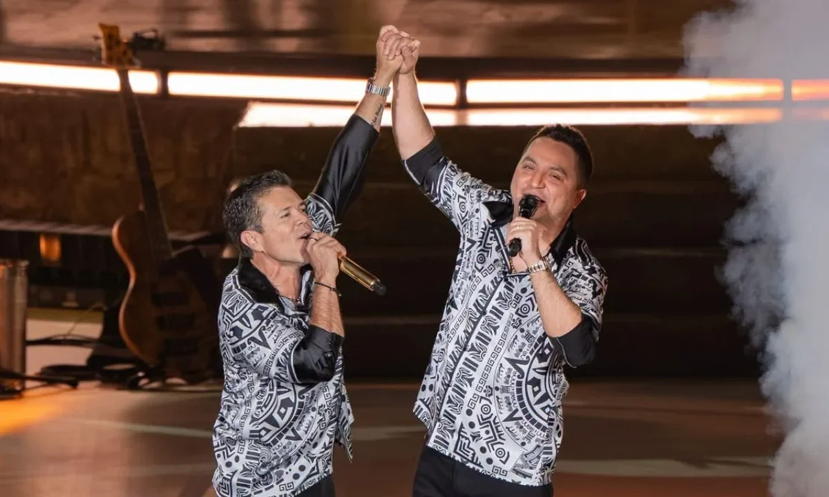 Tras agotar las localidades de ocho presentaciones en el Auditorio Nacional, Jorge Medina y Josi Cuen suman una fecha más en la CDMX.