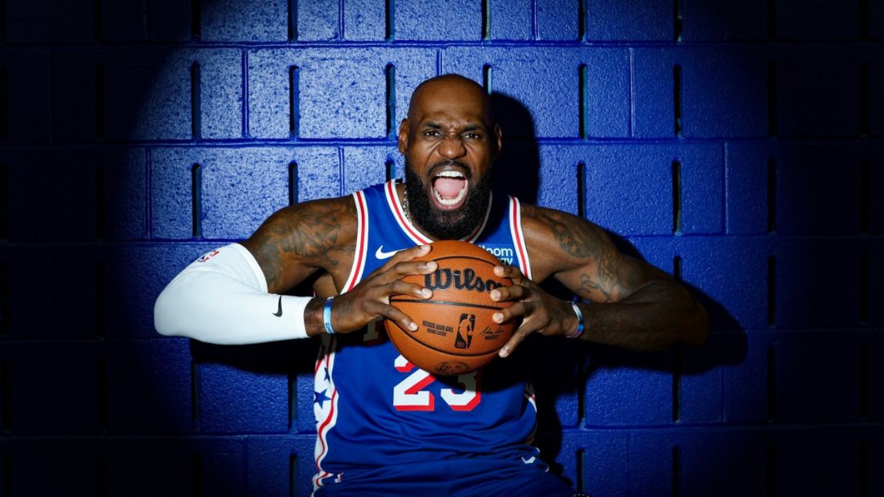 LeBron James inicia su nueva era con los 76ers