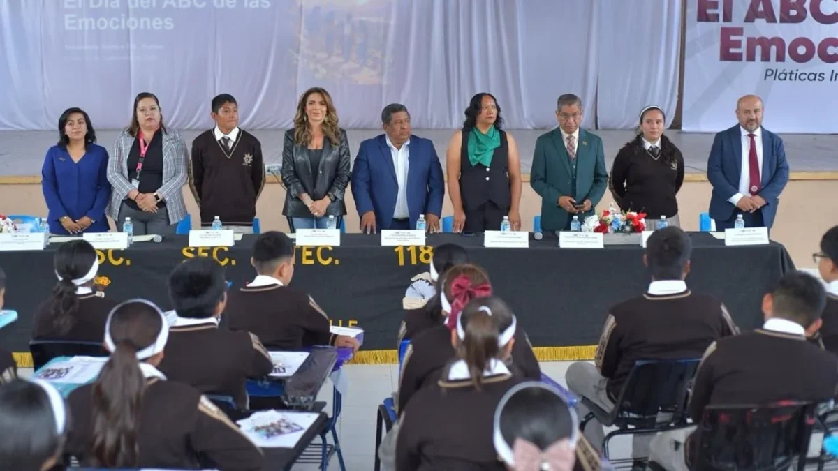 La Lotería Nacional se incorporó a la estrategia 'El ABC de las Emociones', mediante jornadas de diálogo con estudiantes de secundaria.