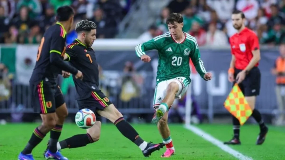 México empató contra Perú, dirigido por Mano Menezes, quienes lograron incomodar por varios momentos del partido al representativo nacional.