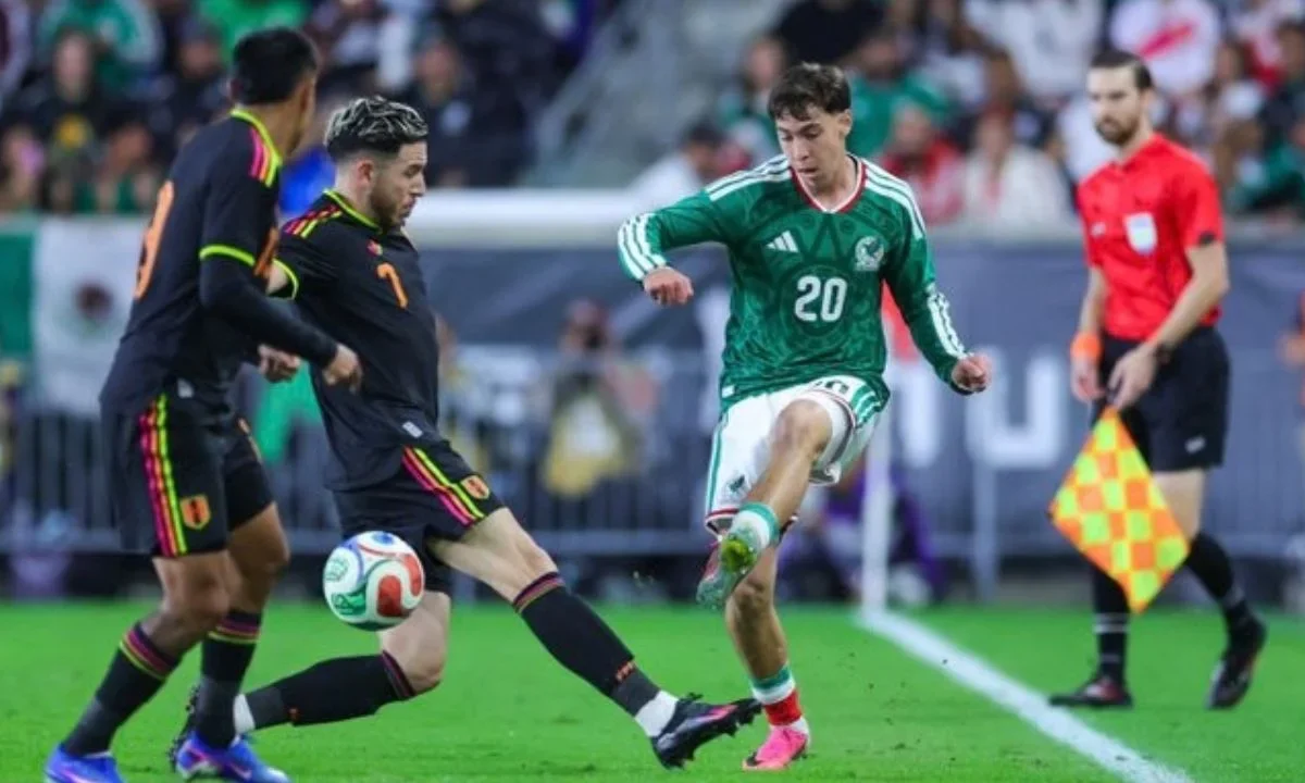 México empató contra Perú, dirigido por Mano Menezes, quienes lograron incomodar por varios momentos del partido al representativo nacional.