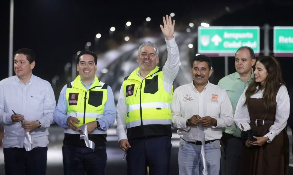 El gobernador Alfredo Ramírez Bedolla inauguró el primer tramo del segundo anillo periférico de Morelia, Michoacán.