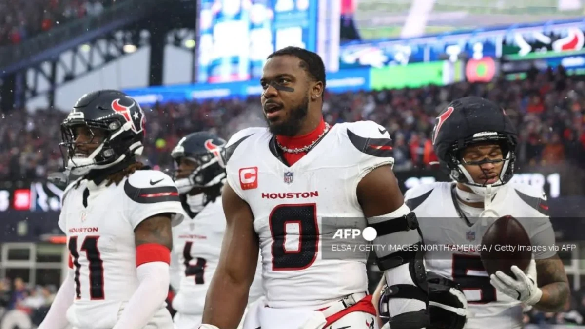 La NFL multó por más de 11 mil dólares al linebacker de los Houston Texans, Azeez Al-Shaair, por pintarse el nombre de Hind Rajab.