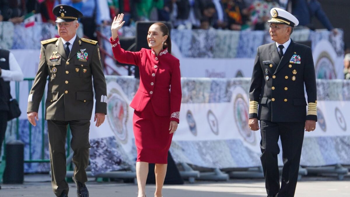 La presidenta Claudia Sheinbaum señaló que así como en el siglo XIX, actualmente hay dos proyectos de nación en disputa.