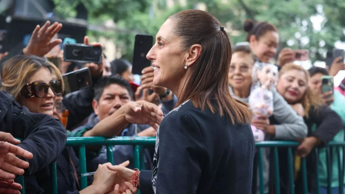 La presidenta Claudia Sheinbaum Pardo informó que cada una de las solicitudes que recibe se revisan y atienden.