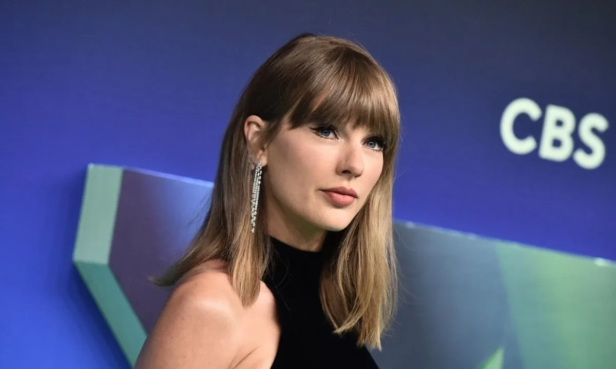 Taylor Swift hizo historia este domingo 27 de septiembre al convertirse en la artista más premiada en los MTV Video Music Awards.