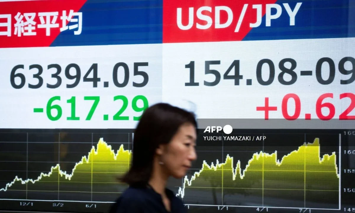 Wall Street cerró con un ligero retroceso al contener sus pérdidas en medio de la inquietud en torno al desarrollo de la IA.