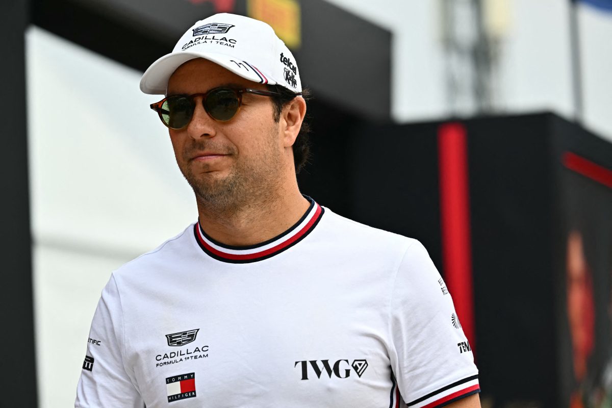 Sergio Pérez se molesta tras la carrera de Bahréin de Fórmula 1