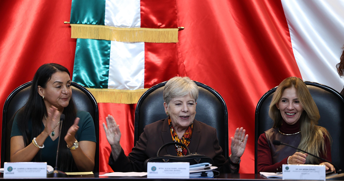 Alicia Bárcena defiende transición al “ambientalismo humanista” y un fracking condicionado