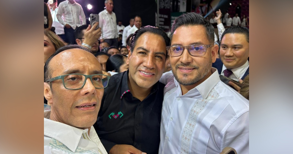 Alcalde y exalcalde de Suchiapa junto al gobernador Eduardo Ramírez Aguilar
