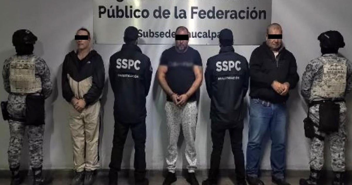Tres hombres detenidos tras decomiso de cigarros apócrifos en Huixquilucan. Dos son extranjeros.