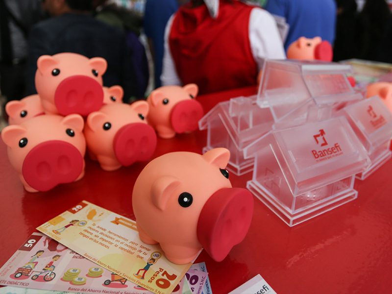 Para avanzar más en educación financiera se requiere claridez y sencilles: CNBV