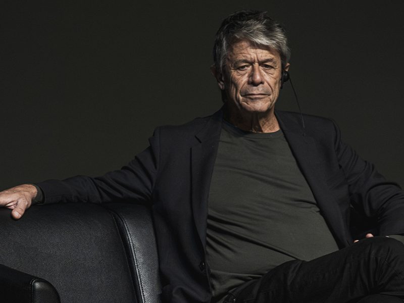 Emmanuel Carrère presenta en México el libro Koljós