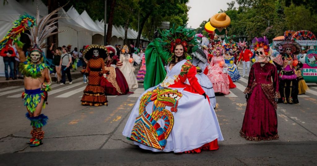 Del Desfile de alebrijes a la Procesión de catrinas: eventos que no te puedes perder en octubre en CDMX
