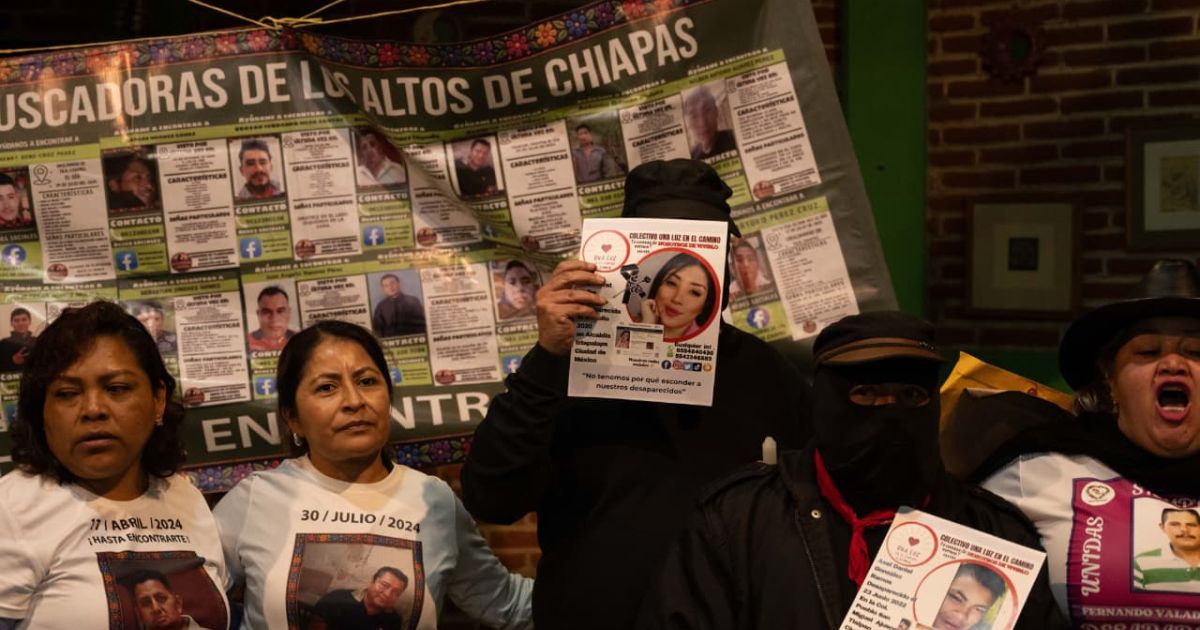 EZLN con madres buscadoras
