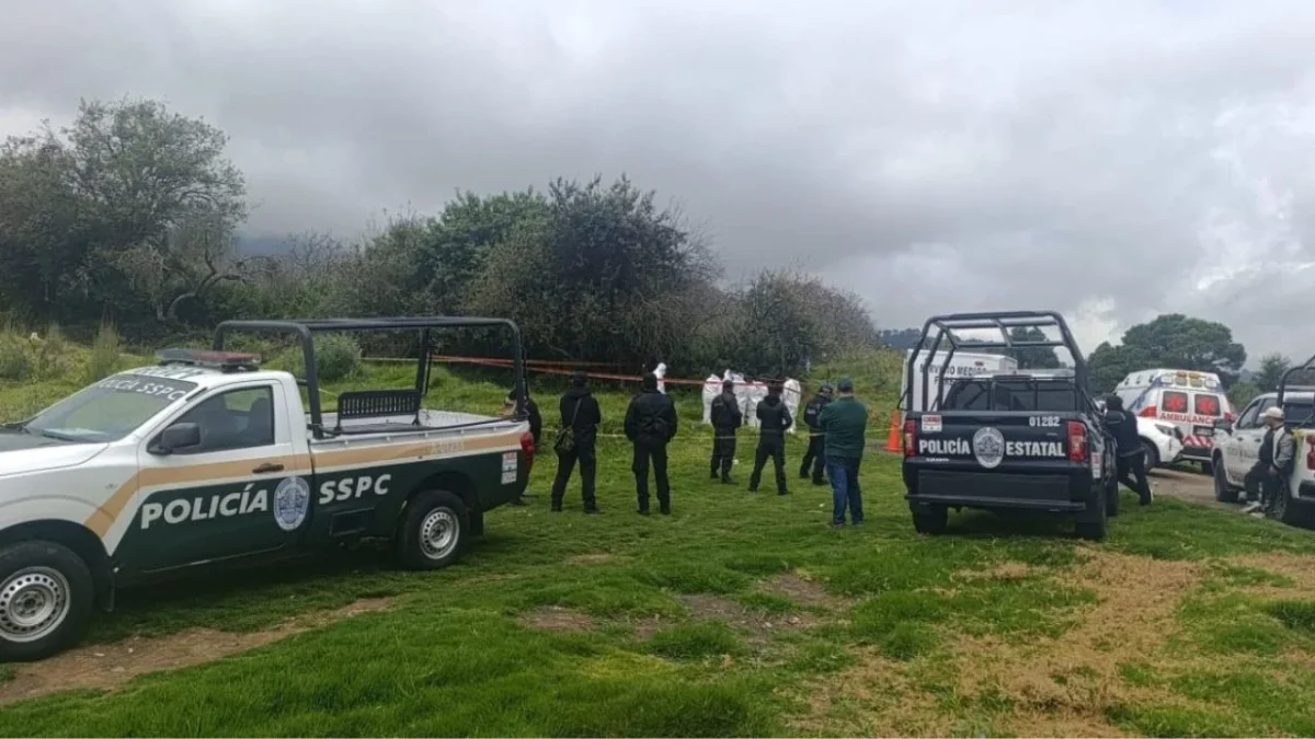 Los cuerpos de tres hombres y dos mujeres fueron localizados la mañana de este jueves 1 de octubre entre Morelos y Estado de México.
