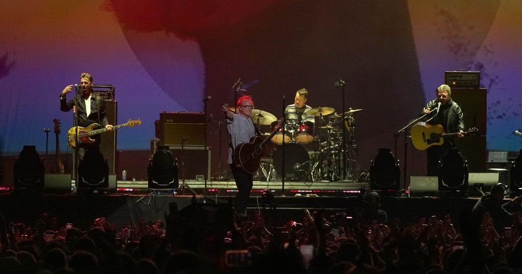 Travis regresa a México con sus temas clásicos como "Closer" 